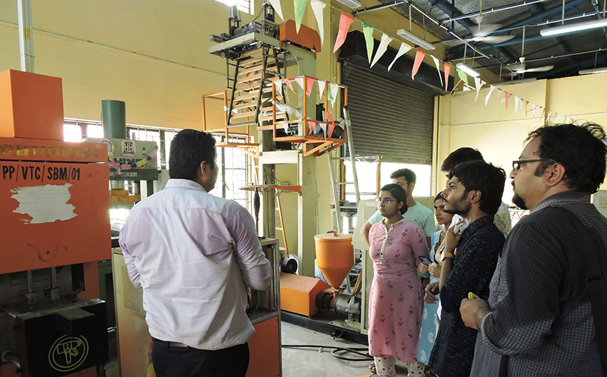 Students through the Technical Educational Visit